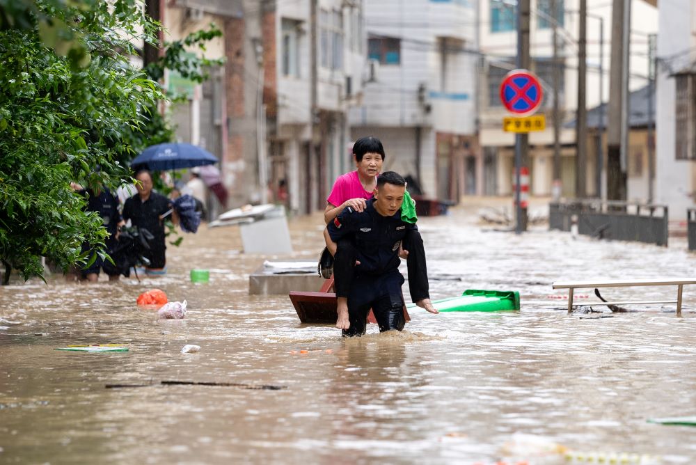 china-flood2-1750840845.jpg