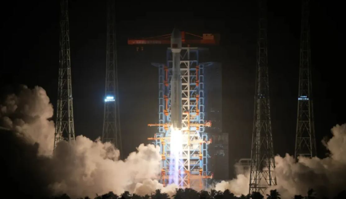 स्पेस टेक्नोलोजीमा चीनको कदम : लङ मार्च-८ ए वाई-८ रकेट प्रक्षेपण तयारीमा        