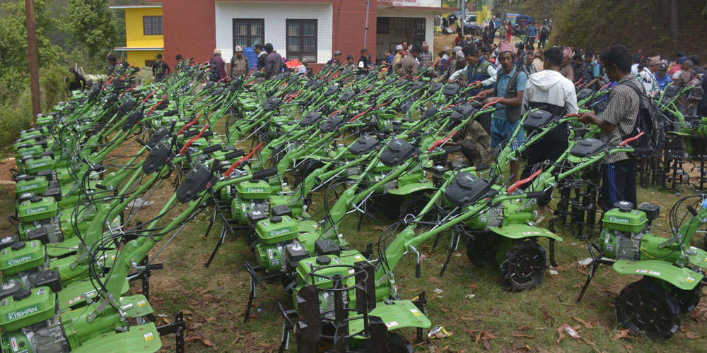 भुम्लुका २३५ जना किसानलाई अनुदानमा मिनीटिलर