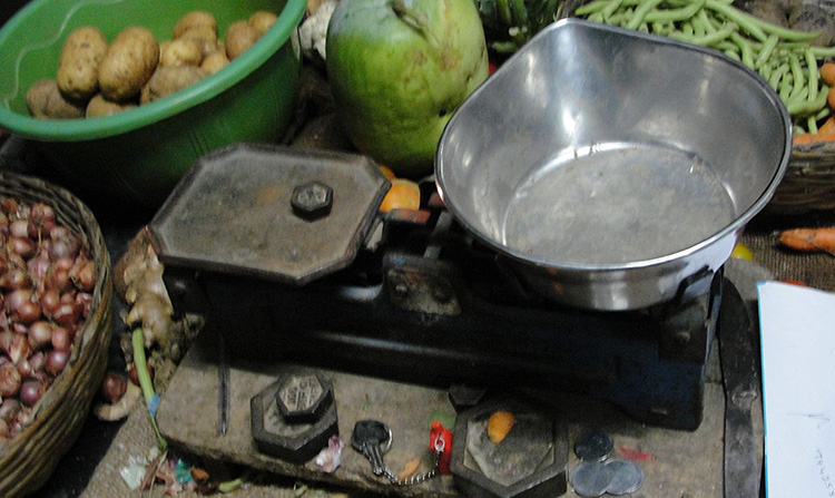 नापतौलमा ठगी गर्ने १९ हजार व्यापारीलाई कारबाही