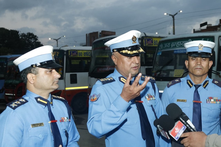 उपत्यकामा धुवाँ फाल्ने ३७ सवारीसाधन नियन्त्रणमा   