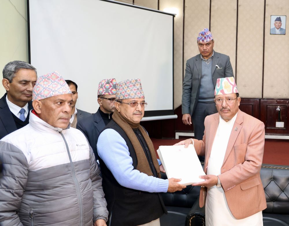 विगतका निर्णय र नजिरका आधारमा कांग्रेसको विवाद समाधान गर्न कार्यवाहक सभापति खड्काको आग्रह        