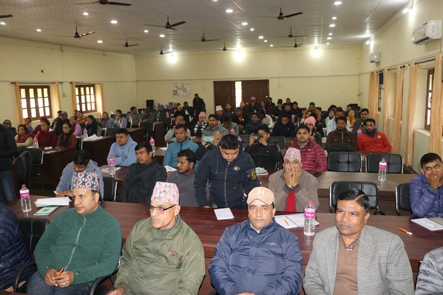 सुरक्षाकर्मी र कर्मचारीलाई तनाव व्यवस्थापन प्रशिक्षण