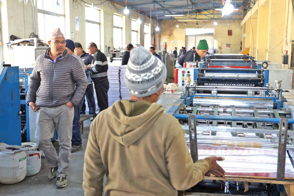 दैनिक १५ लाख मतपत्र छपाइ, बिहीबारदेखि वितरण गरिने    