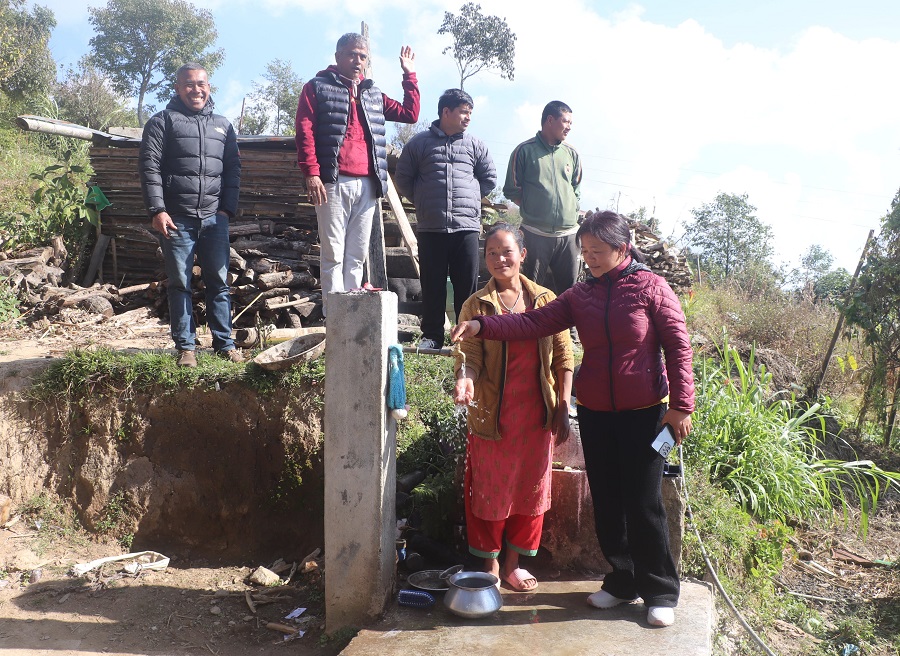 पौवादुङमाको चाँपे गाउँमा घरघरमा जडान   