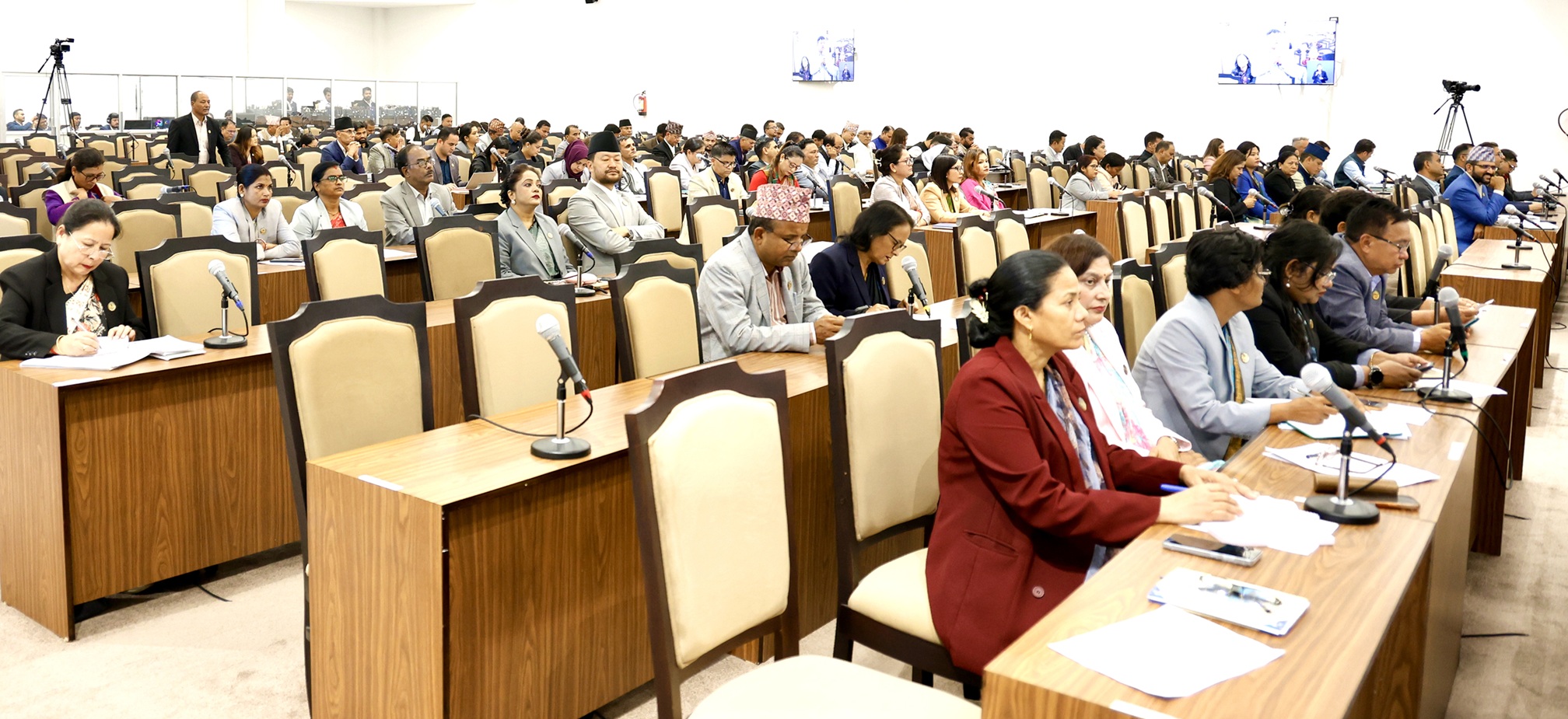 प्रतिनिधिसभाको दोस्रो अधिवेशन : ६२ दिनमा ६८ बैठक