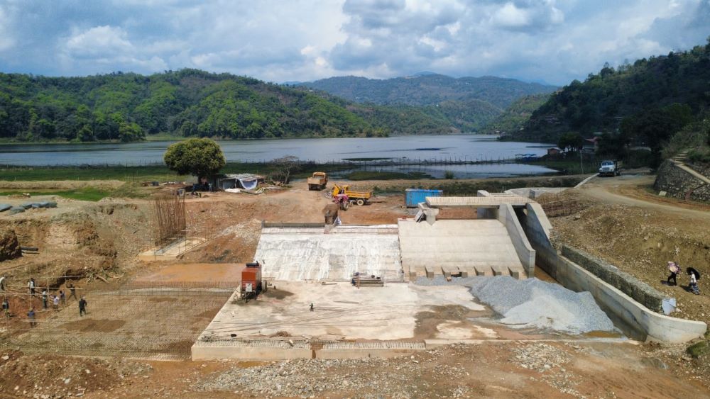 यसरी फेरिदैछ रुपाको रुप        