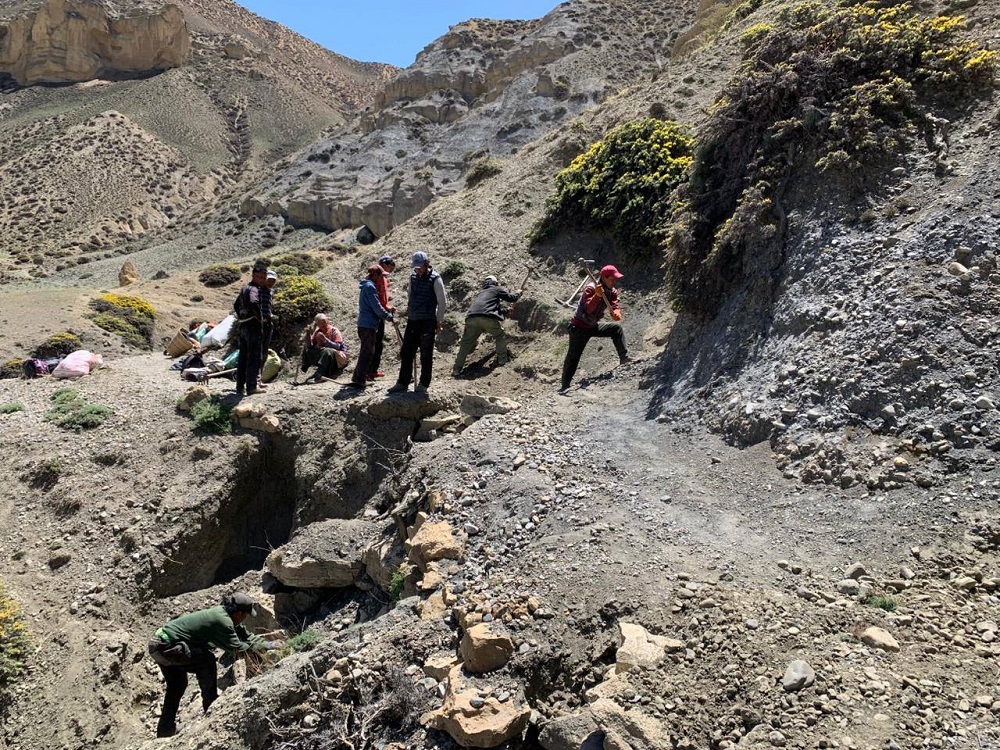 छुसाङ–पाताङ्ग्या पदमार्ग स्तरोन्नति गरिँदै